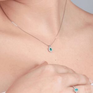 Collares