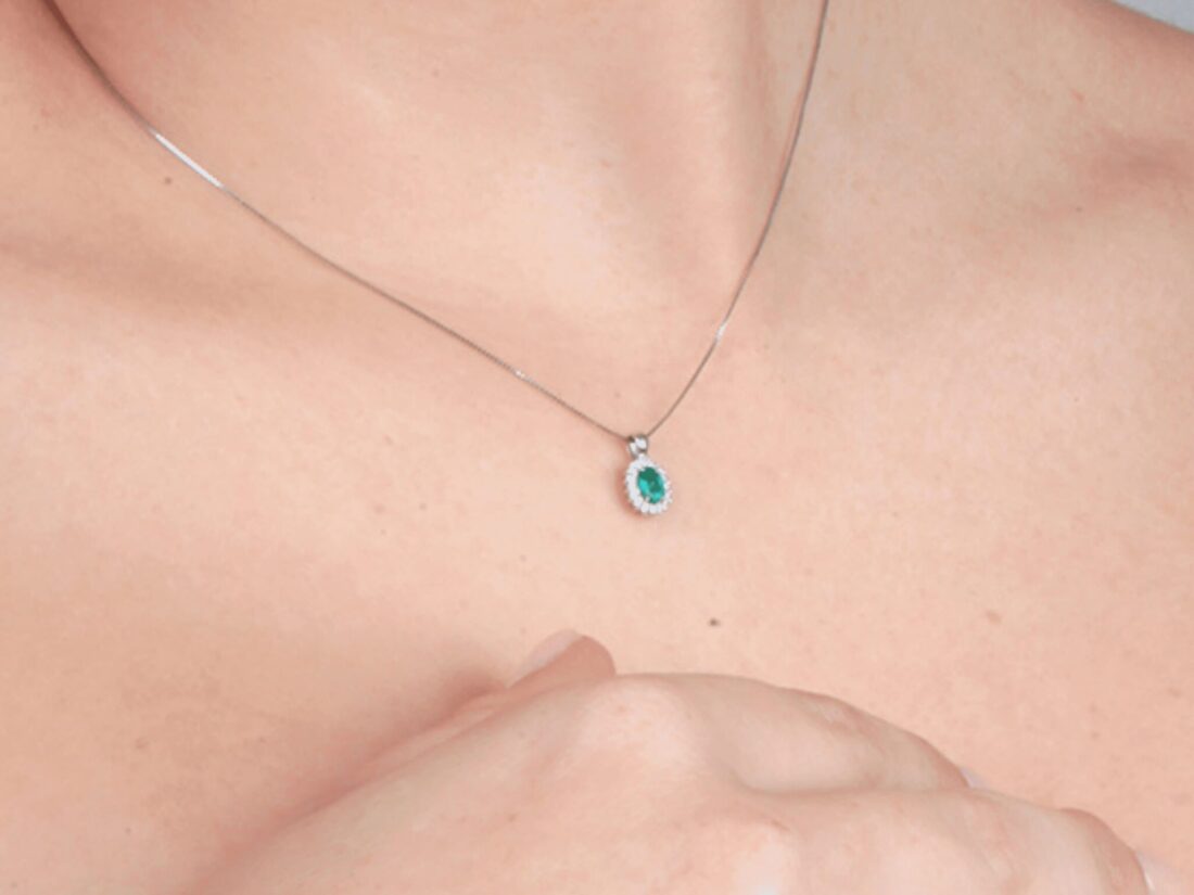Collares