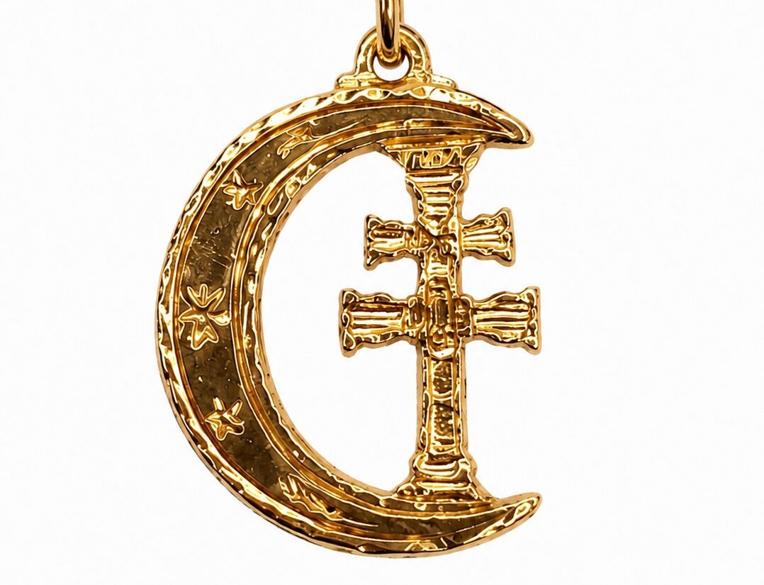 CRUZ CARAVACA ORO 18K LUNA