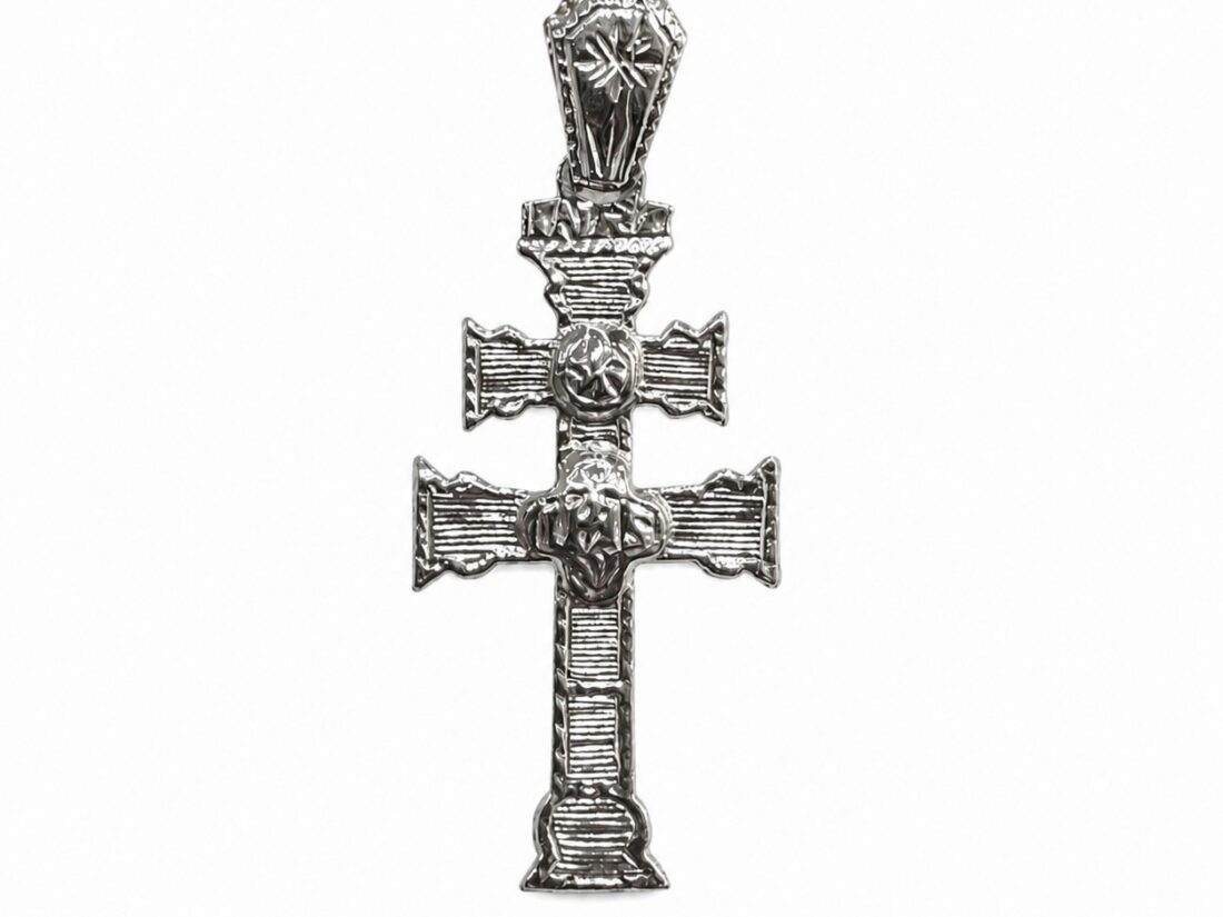 CRUZ CARAVACA PLATA RELIEVE